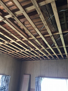 天井材の撤去