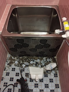 浴室水漏れ