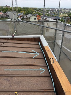 雨の経路　雨漏り原因